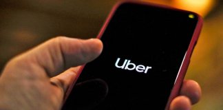 aplicativo do Uber no celular