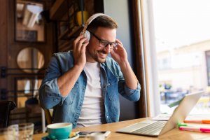 Conheça 5 sites para encontrar vagas de emprego remoto