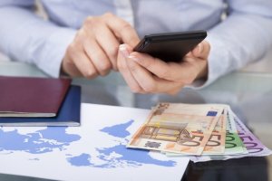 Avalie esses 3 melhores bancos digitais internacionais – ótimos para nômades digitais