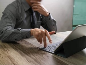 Conheça 5 cuidados com a imagem da empresa na internet que todo empreendedor deve ter