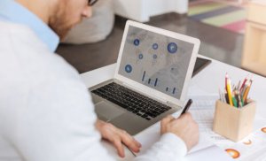Conheça os tipos de títulos para impactar os leitores