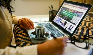 Trabalho online durante a pandemia - 3 plataformas de emprego tiveram aumento na procura